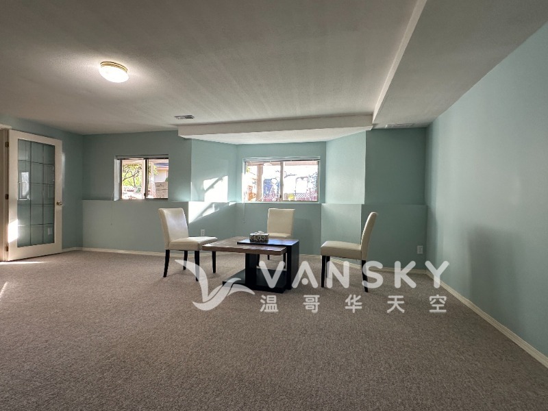 251202105321_Living room .jpg